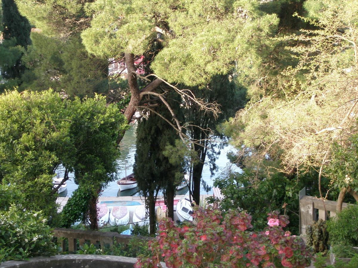Tiha * Cavtat