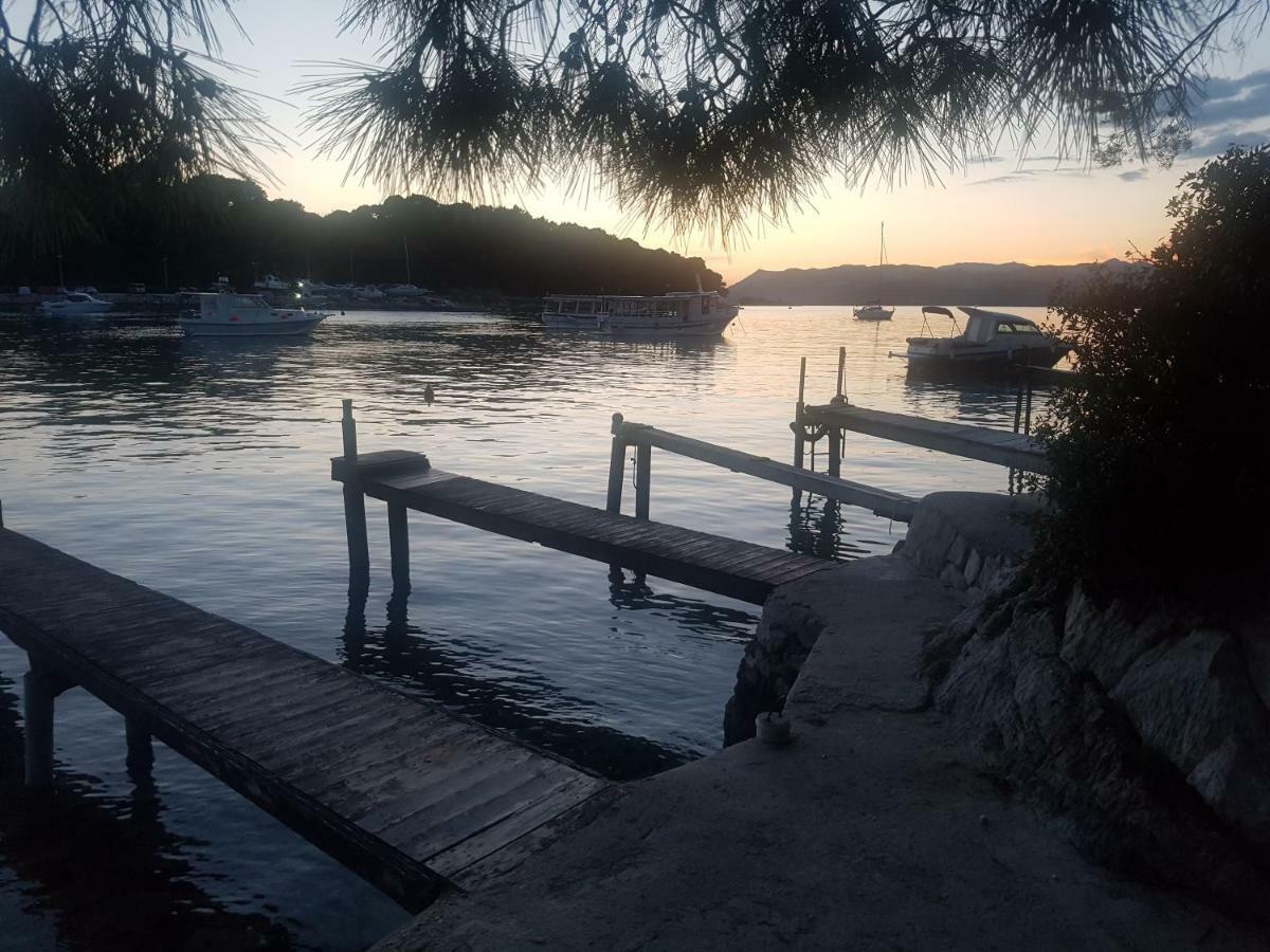 Huoneisto Tiha Cavtat